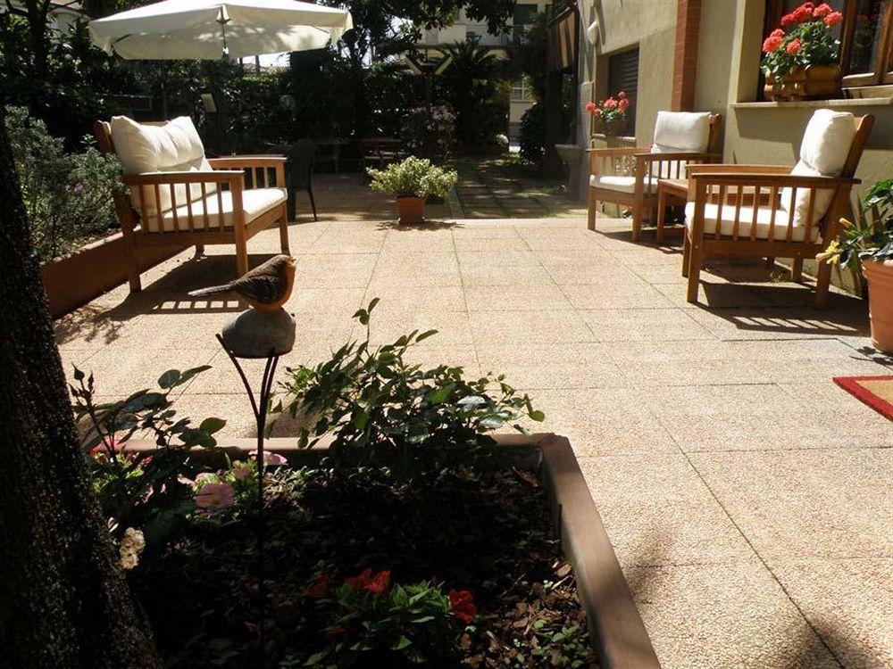 Giardino 3* Lido di Camaiore